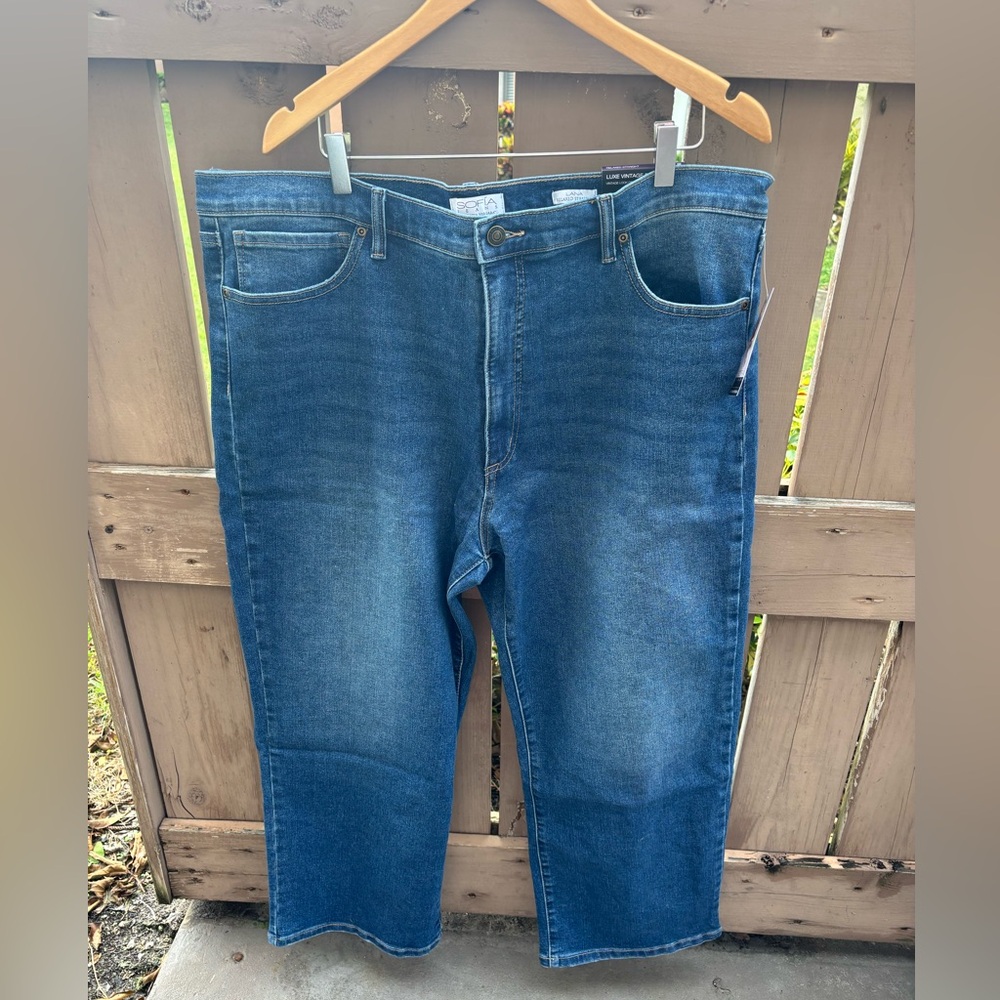 🎉NWT🎉 Jeans by Sofia Vergara